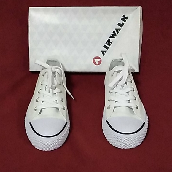 NWT Airwalk Legacee Sneakers